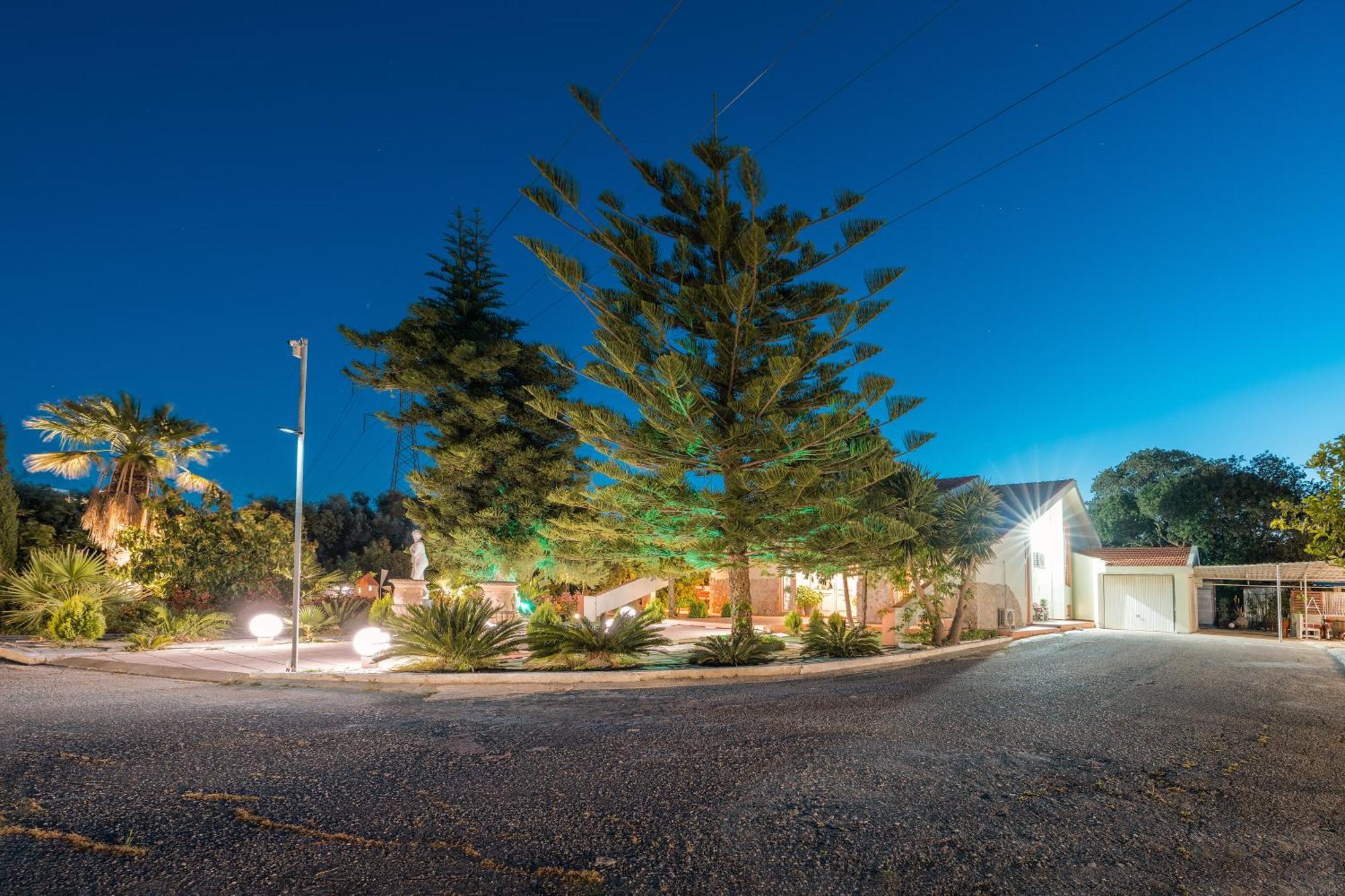 Artzy Villa Rhodes City Extérieur photo