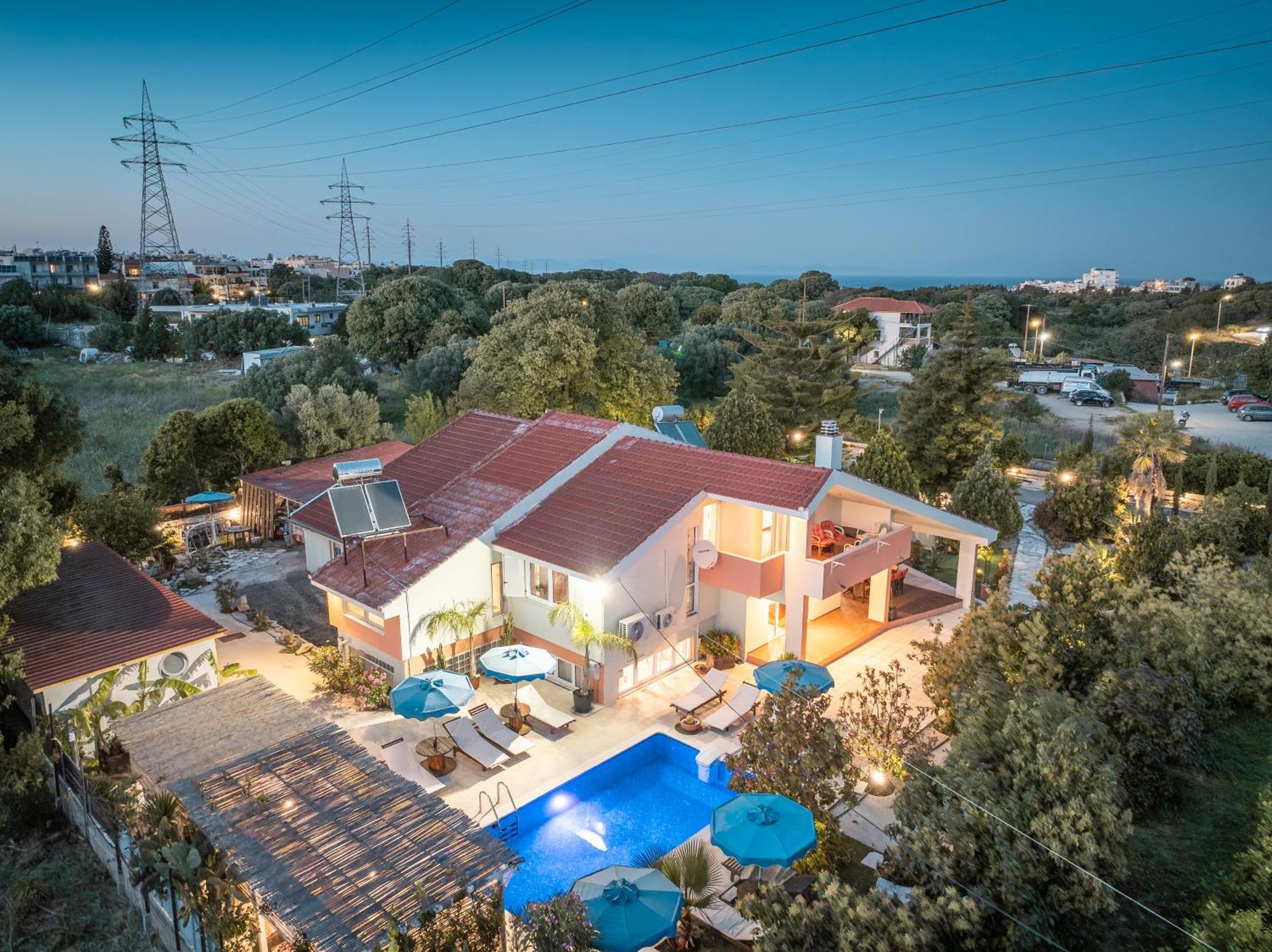 Artzy Villa Rhodes City Extérieur photo